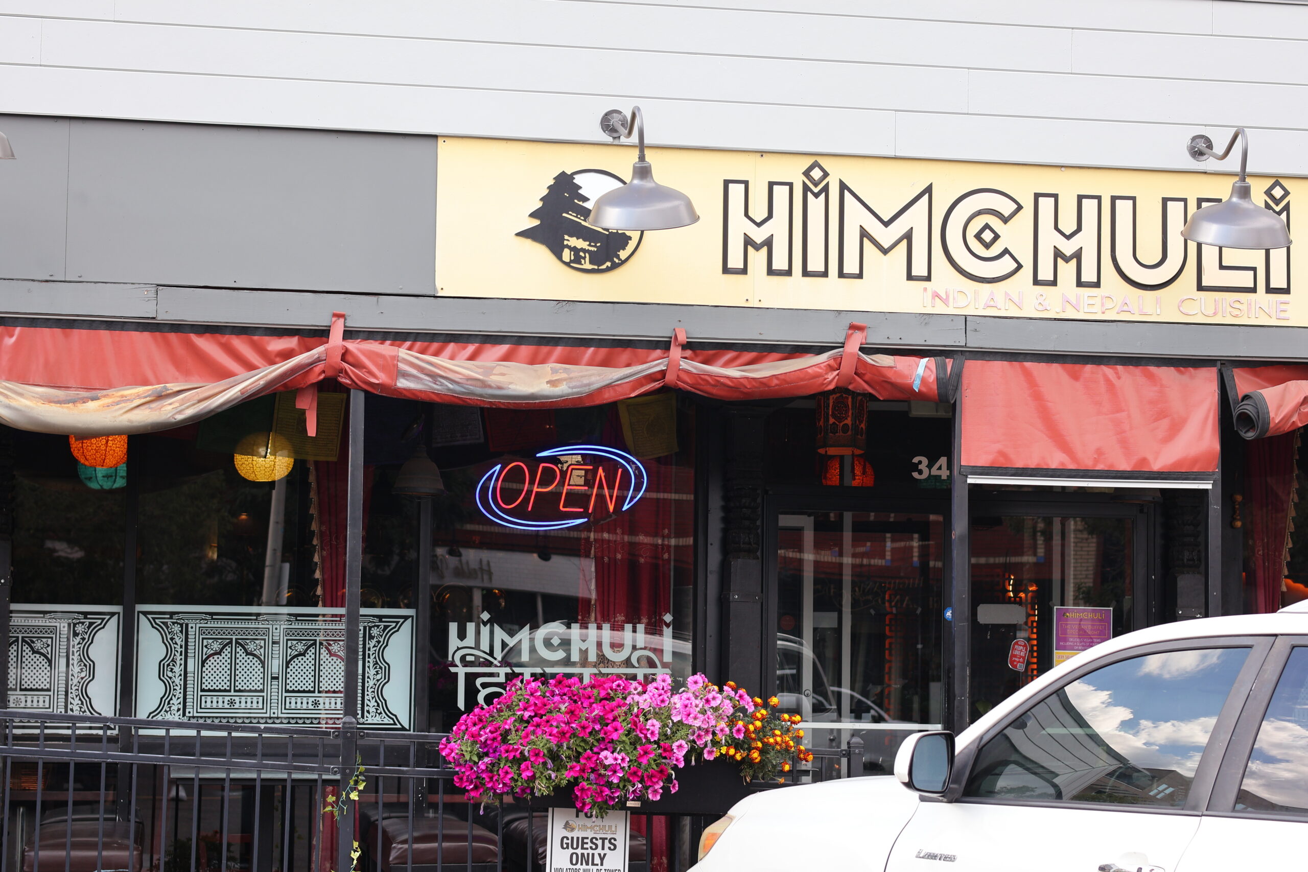 Himchuli Highlands storefront on West 32nd Avenue, Denver